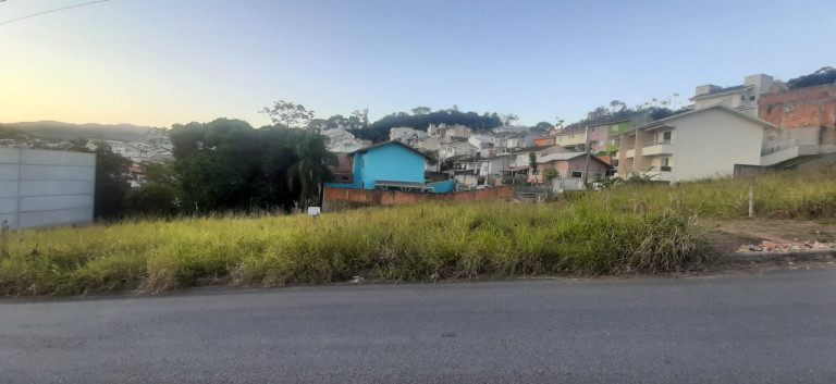 Imagem Terreno à Venda, 365 m² em Sertão Do Maruim - São José Imagem Terreno à Venda, 365 m² em Sertão Do Maruim - São José
