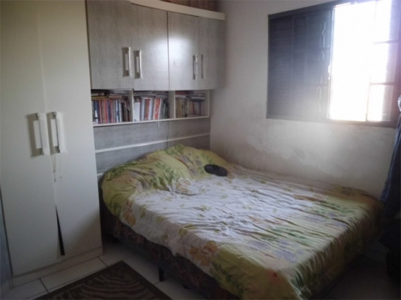 Imagem Casa com 2 Quartos à Venda, 200 m² em Stº Antº Da Boa Vista - Jacareí Imagem Casa com 2 Quartos à Venda, 200 m² em Stº Antº Da Boa Vista - Jacareí