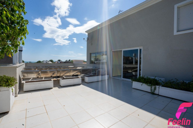 Imagem Casa com 7 Quartos à Venda, 1.103 m² em Jurerê Internacional - Florianópolis Imagem Casa com 7 Quartos à Venda, 1.103 m² em Jurerê Internacional - Florianópolis