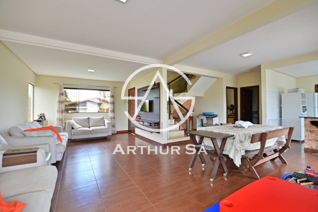 Imagem Casa com 4 Quartos à Venda, 1.600 m² em Lago Norte - Brasília Imagem Casa com 4 Quartos à Venda, 1.600 m² em Lago Norte - Brasília
