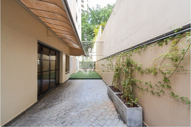 Imagem Apartamento com 2 Quartos à Venda, 57 m² em Moema - São Paulo