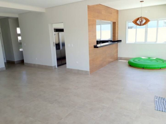 Imagem Casa com 5 Quartos à Venda, 300 m² em Bougainvillee 4 - Peruíbe Imagem Casa com 5 Quartos à Venda, 300 m² em Bougainvillee 4 - Peruíbe