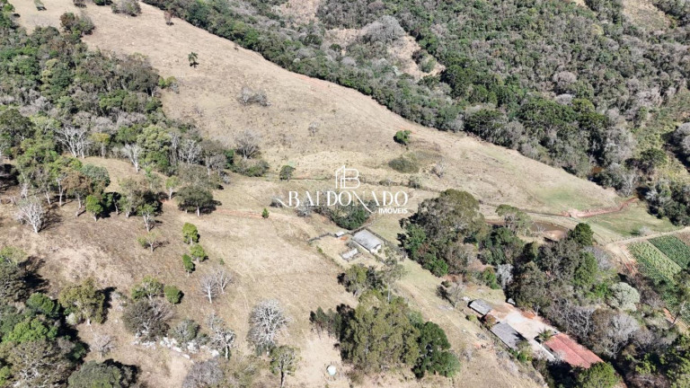 Imagem Imóvel com 5 Quartos à Venda, 726.000 m² em Centro - Munhoz Imagem Imóvel com 5 Quartos à Venda, 726.000 m² em Centro - Munhoz
