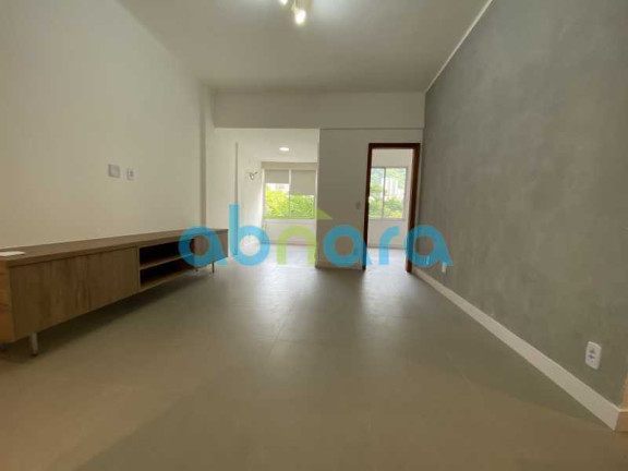 Imagem Apartamento com 2 Quartos à Venda, 65 m² em Copacabana - Rio De Janeiro Imagem Apartamento com 2 Quartos à Venda, 65 m² em Copacabana - Rio De Janeiro
