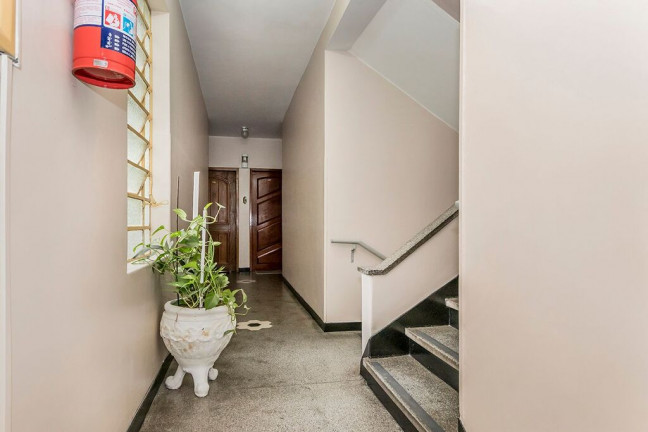 Imagem Apartamento com 2 Quartos à Venda, 77 m² em Santana - Porto Alegre