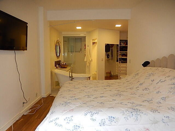 Imagem Apartamento com 2 Quartos à Venda,  em Leblon - Rio De Janeiro