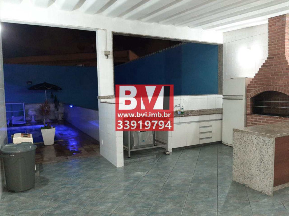 Imagem Casa com 6 Quartos à Venda, 500 m² em Vista Alegre - Rio De Janeiro Imagem Casa com 6 Quartos à Venda, 500 m² em Vista Alegre - Rio De Janeiro