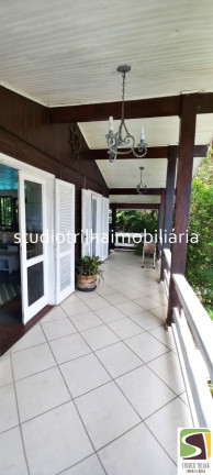 Imagem Casa com 4 Quartos à Venda, em Santa Tereza - Ilhabela Imagem Casa com 4 Quartos à Venda, em Santa Tereza - Ilhabela