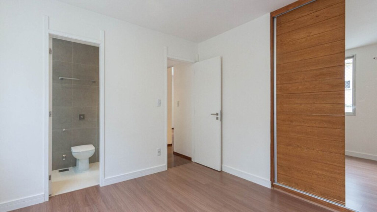 Imagem Imóvel com 2 Quartos à Venda, 93 m² em Humaitá - Rio De Janeiro