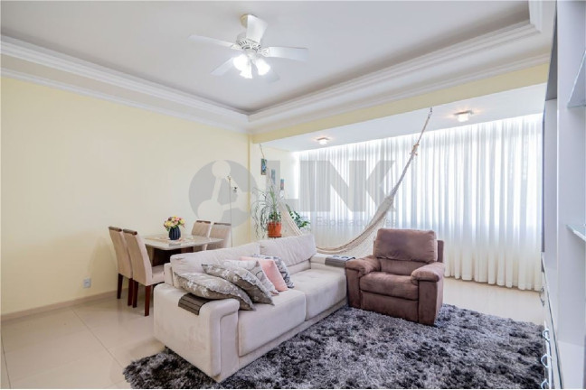 Imagem Apartamento com 3 Quartos à Venda, 94 m² em Petrópolis - Porto Alegre Imagem Apartamento com 3 Quartos à Venda, 94 m² em Petrópolis - Porto Alegre