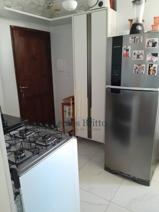 Imagem Imóvel com 4 Quartos à Venda, 86 m² em Imbuí - Salvador Imagem Imóvel com 4 Quartos à Venda, 86 m² em Imbuí - Salvador