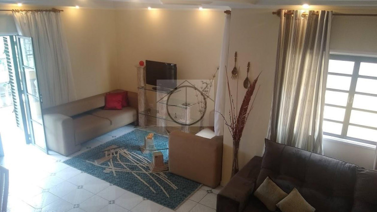 Imagem Casa com 3 Quartos à Venda, 250 m² em Vila Canero - São Paulo