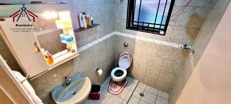 Imagem Casa com 2 Quartos à Venda, 85 m² em Vila Tupi - Praia Grande Imagem Casa com 2 Quartos à Venda, 85 m² em Vila Tupi - Praia Grande