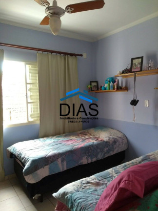 Imagem Casa com 3 Quartos à Venda, 210 m² em Centro - Araraquara Imagem Casa com 3 Quartos à Venda, 210 m² em Centro - Araraquara