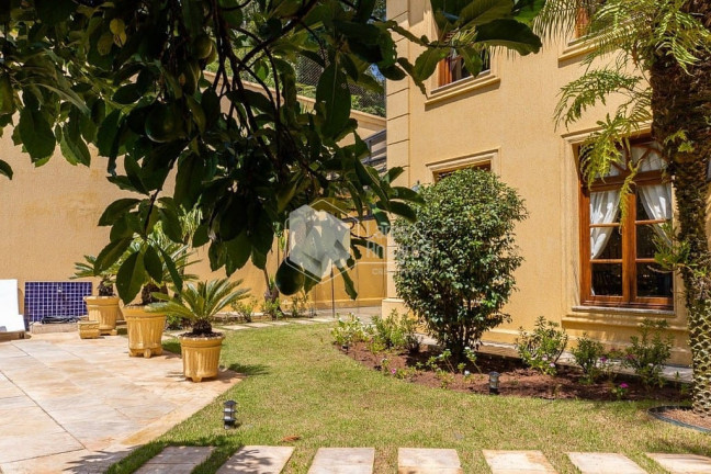 Imagem Casa com 4 Quartos à Venda, 869 m² em Jardim Morumbi - São Paulo Imagem Casa com 4 Quartos à Venda, 869 m² em Jardim Morumbi - São Paulo
