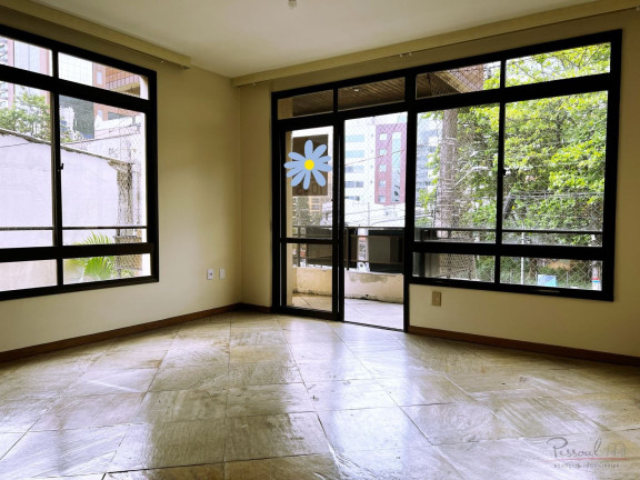 Imagem Apartamento com 4 Quartos à Venda, 240 m² em Centro - Florianópolis Imagem Apartamento com 4 Quartos à Venda, 240 m² em Centro - Florianópolis