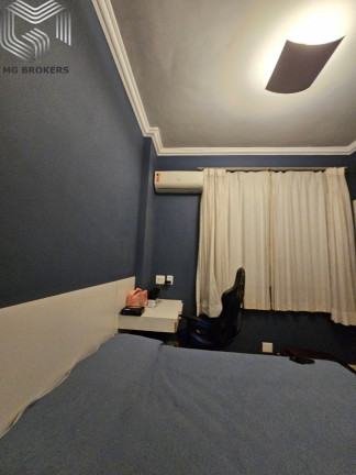 Imagem Imóvel com 3 Quartos à Venda, 300 m² em Laranjeiras - Rio De Janeiro Imagem Imóvel com 3 Quartos à Venda, 300 m² em Laranjeiras - Rio De Janeiro