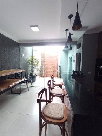 Imagem Casa com 3 Quartos à Venda, 252 m² em Jardim Paraná - Arapongas Imagem Casa com 3 Quartos à Venda, 252 m² em Jardim Paraná - Arapongas
