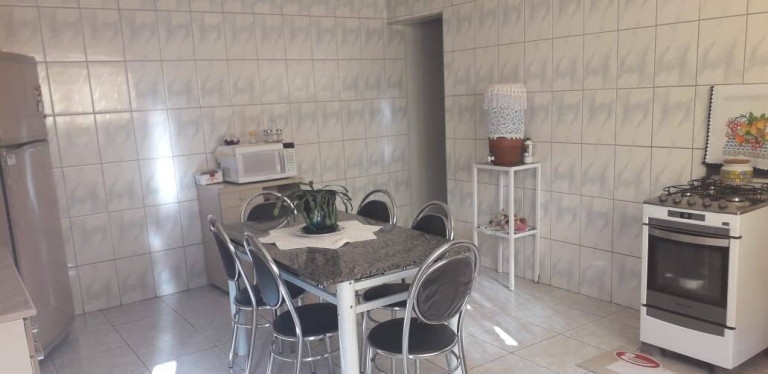 Sobrado com 4 Quartos à Venda, 140 m² em Jardim Bonsucesso - Sorocaba