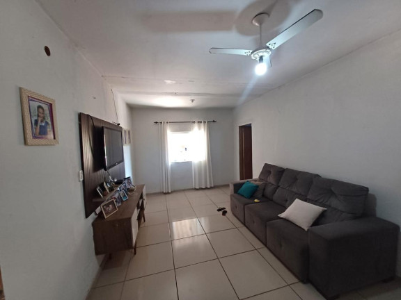 Imagem Casa com 4 Quartos à Venda, em Vila Azevedo - Lins Imagem Casa com 4 Quartos à Venda, em Vila Azevedo - Lins