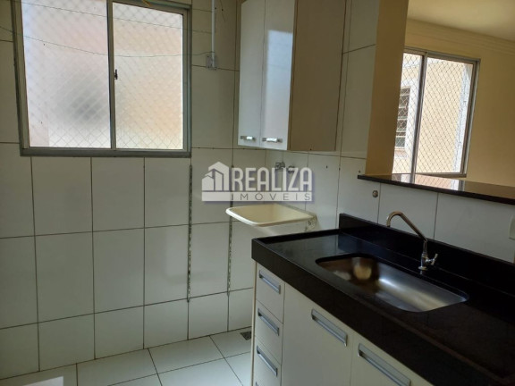 Apartamento com 2 Quartos para Alugar, 50 m² em Conjunto Manoel Mendes - Uberaba