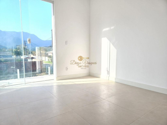 Imagem Casa com 3 Quartos à Venda, 115 m² em Cotia - Guapimirim