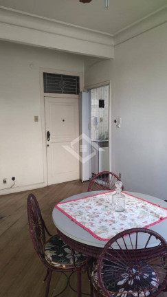 Imagem Apartamento com 2 Quartos à Venda, 80 m² em Copacabana - Rio De Janeiro