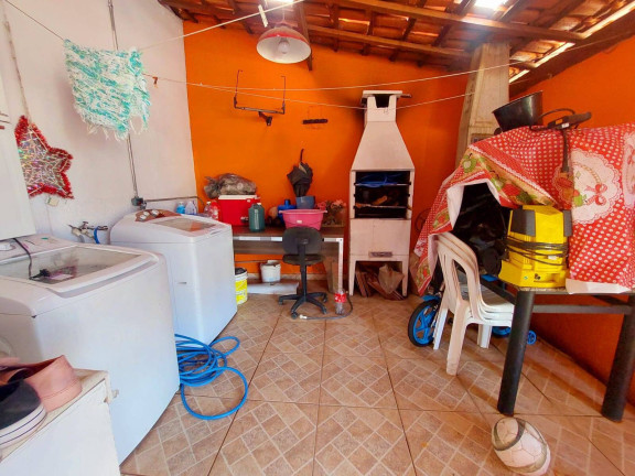 Imagem Casa com 4 Quartos à Venda, 175 m² em Nova Cerejeira - Atibaia