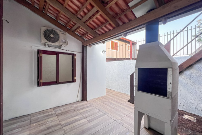 Imagem Casa com 2 Quartos à Venda, 45 m² em Olaria - Canoas