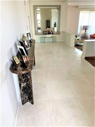 Imagem Apartamento com 4 Quartos à Venda, 280 m² em Jardim Wilma Flor - São Paulo