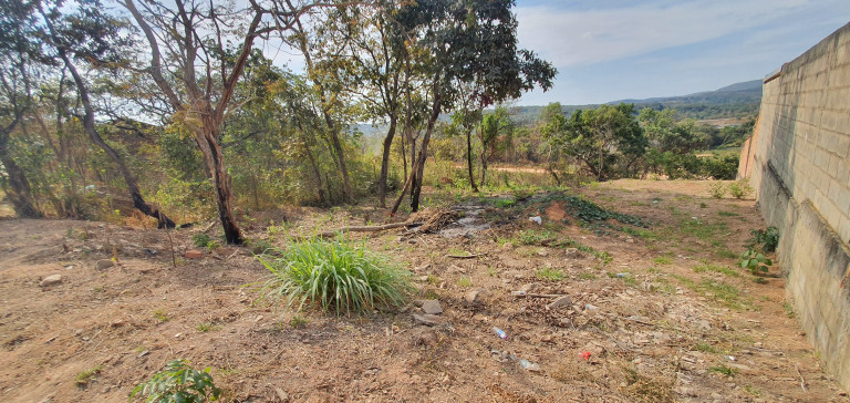 Imagem Terreno à Venda, 450 m² em Fernão Dias - Esmeraldas Imagem Terreno à Venda, 450 m² em Fernão Dias - Esmeraldas