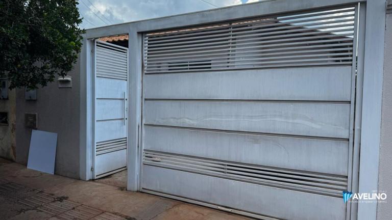Casa com 3 Quartos à Venda, 68 m² em Jardim Colúmbia - Campo Grande