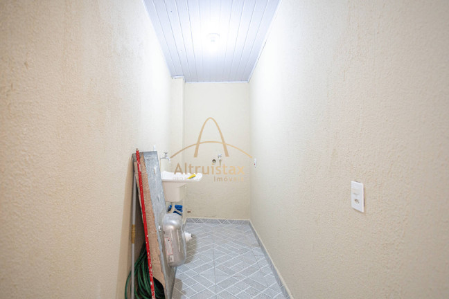 Imagem Casa com 5 Quartos à Venda, 240 m² em Bandeiras - Osasco