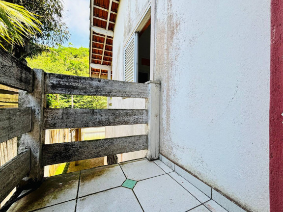 Imagem Casa com 4 Quartos à Venda, 321 m² em Guaiúba - Guarujá
