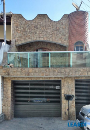 Imagem Sobrado com 3 Quartos à Venda, 220 m² em Parque Gerassi - Santo André