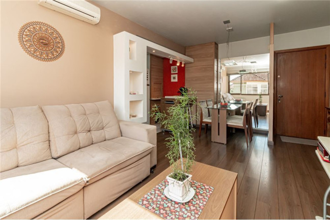 Imagem Imóvel com 1 Quarto à Venda,  em São João - Porto Alegre