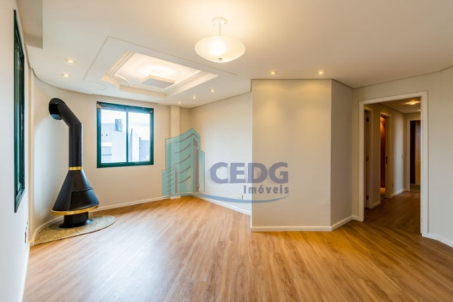 Imagem Apartamento com 3 Quartos à Venda, 149 m² em Centro - Curitiba