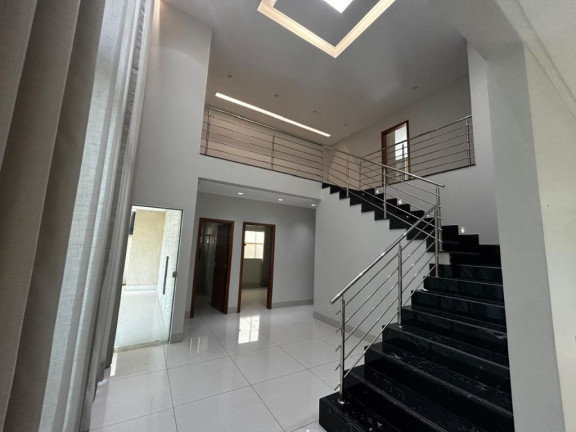 Imagem Sobrado com 3 Quartos para Alugar, 307 m² em Condomínio Do Lago - Goiânia
