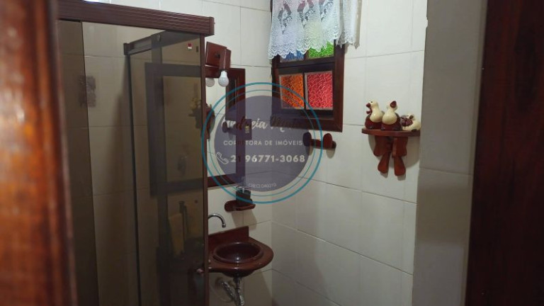 Imagem Casa com 4 Quartos à Venda, 200 m²