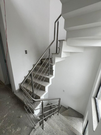Imagem Casa com 3 Quartos à Venda, 170 m² em Uberaba - Curitiba