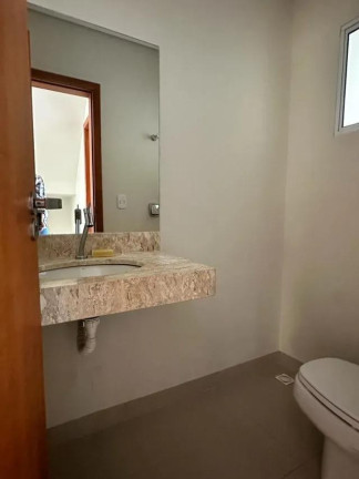 Imagem Casa com 3 Quartos à Venda, 197 m² em Santa Cruz - Cuiabá Imagem Casa com 3 Quartos à Venda, 197 m² em Santa Cruz - Cuiabá