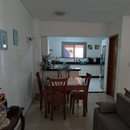 Imagem Sobrado com 3 Quartos à Venda, 100 m² em Vila Areao - Taubaté