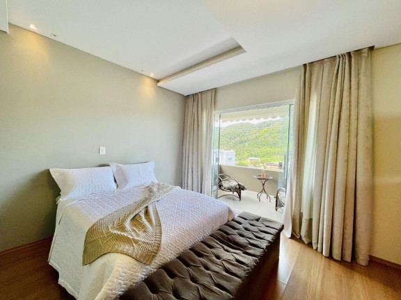 Imagem Casa com 3 Quartos à Venda, 238 m² em Fortaleza Alta - Blumenau