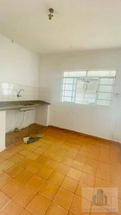 Imagem Chácara com 2 Quartos à Venda, 1.000 m²