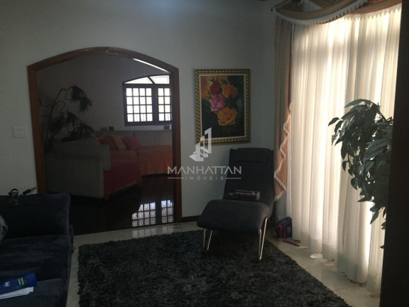 Imagem Casa com 3 Quartos à Venda, 210 m² em Chácara Machadinho Ii - Americana Imagem Casa com 3 Quartos à Venda, 210 m² em Chácara Machadinho Ii - Americana