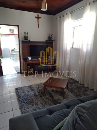 Imagem Casa com 3 Quartos à Venda, 400 m² em Santana - São José Dos Campos Imagem Casa com 3 Quartos à Venda, 400 m² em Santana - São José Dos Campos