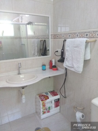 Imagem Casa com 4 Quartos à Venda ou Locação, 205 m² em Pacaembu - São Paulo