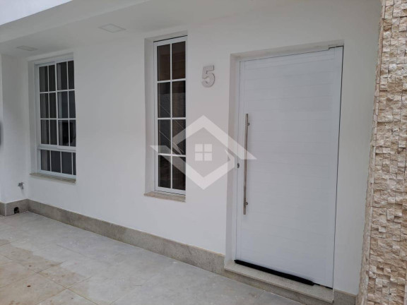 Imagem Casa com 2 Quartos à Venda, 66 m² em Ingá - Niterói