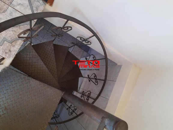 Imagem Casa com 2 Quartos à Venda, 107 m² em Bairro Nossa Senhora De Lurdes - São Lourenço