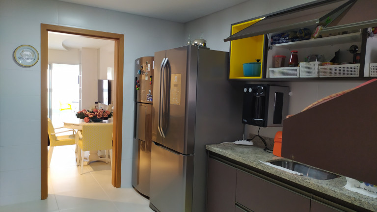 Imagem Apartamento com 3 Quartos à Venda, 144 m² em Pitangueiras - Guarujá
